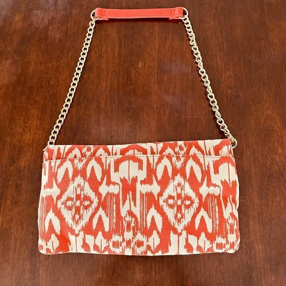 Chico’s coral and white canvas clutch bag with gold chain strap. - Picture 6 of 6